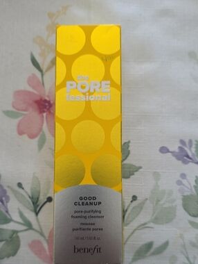 Benefit The POREfessional Good Cleanup Foaming Cleanser - Yellow